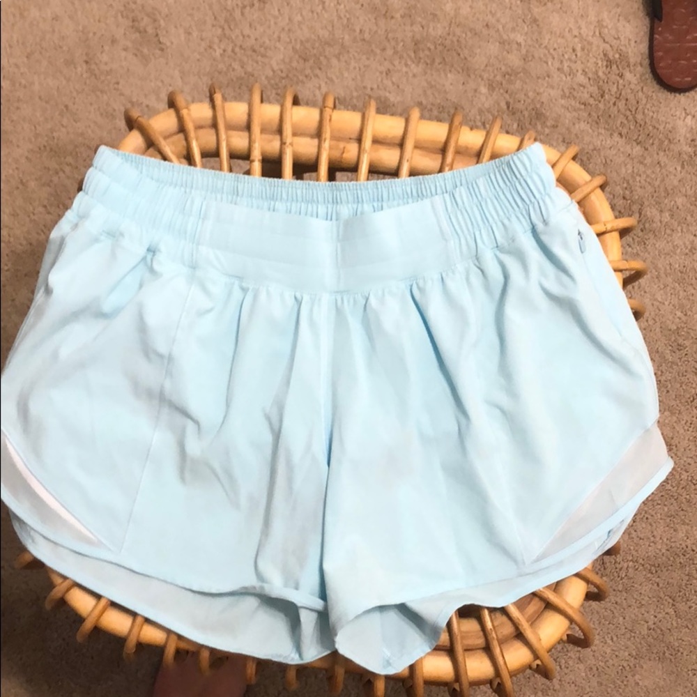 Hotty hot shorts 4in size 8